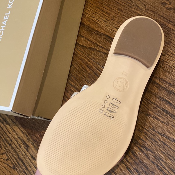 Michael Kors Sandals - Picture 4 of 5